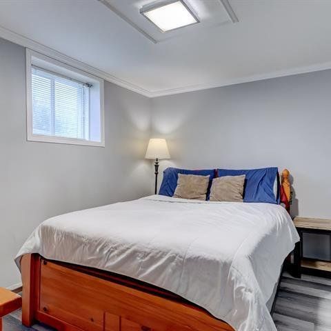 Maison à étages à Longueuil (Saint-Hubert) - Photo 1