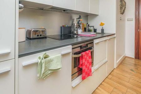 2 bedroom apartment to rent - Photo 5
