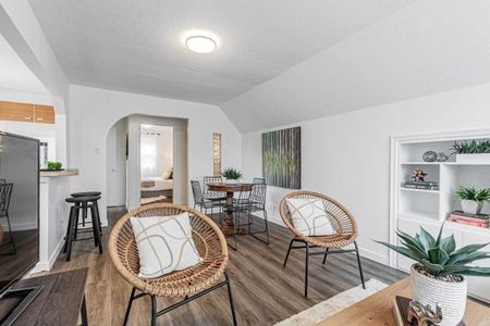 For Lease - 179 Clonmore Drive Unit# Upper, Toronto, Ontario - Photo 4