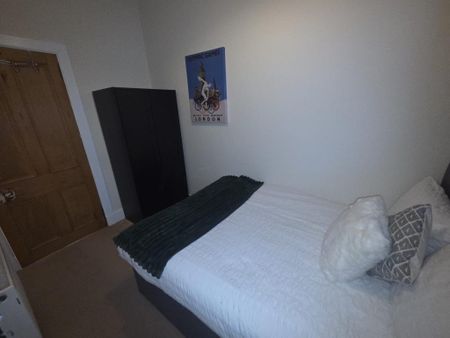 1 bedroom flat to rent - Photo 5