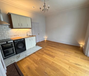 Clark Road, Tettenhall, Wolverhampton - Photo 6