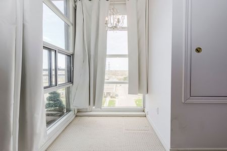 For Lease - 1 Leaside Park Drive Unit# 606, Toronto, Ontario - Photo 3