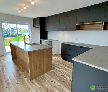 1676, rue Yvon-Bibeau, Sherbrooke (Rock Forest) à louer - Photo 2