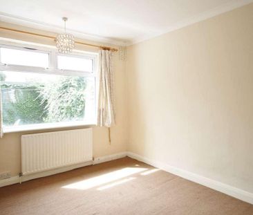 2 bedroom maisonette to rent - Photo 3