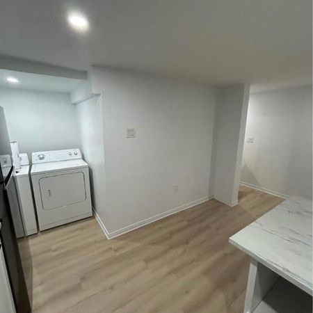 Appartement 1 chambre à Louer à Lachine - Niveau Demi Sous-Sol - Photo 4