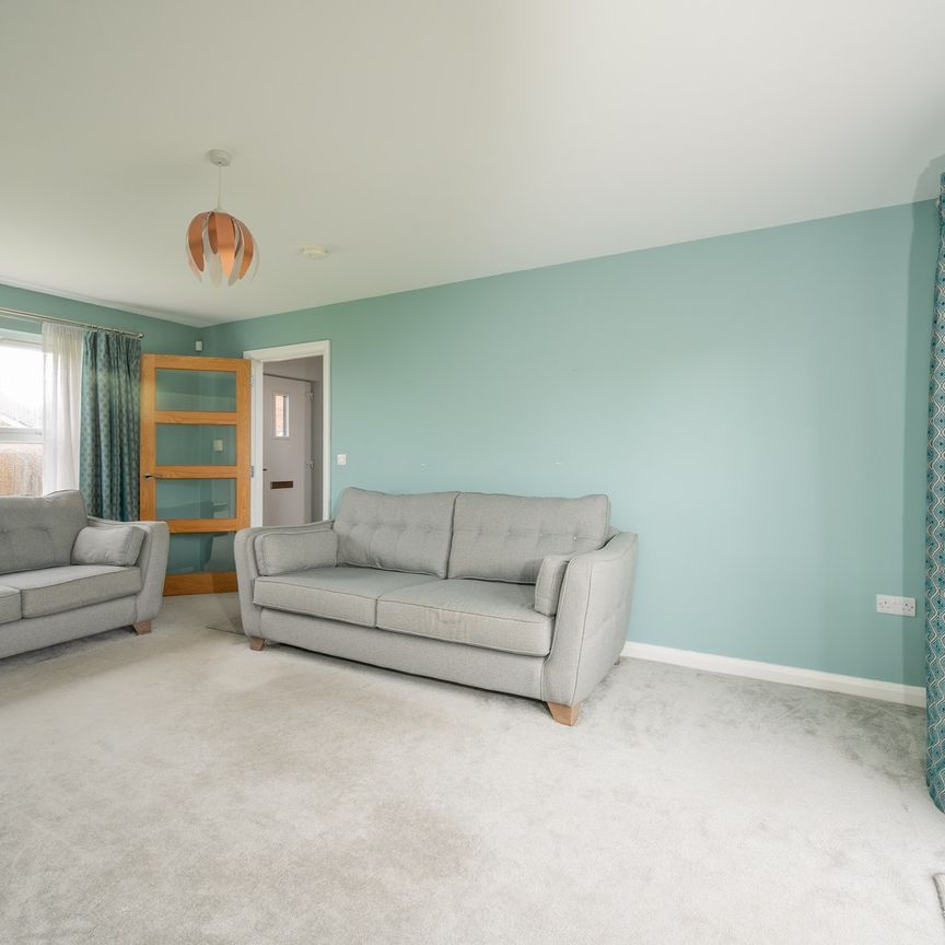 30 Hillview, Moneyreagh, BT23 6EZ - Photo 1