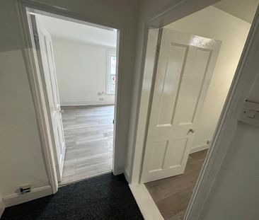 3 Bed Flat, St. Mary Street, SO14 - Photo 4