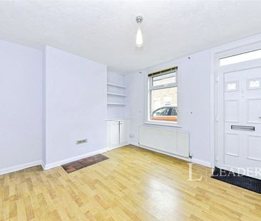 2 bedroom house to rent Vine Street, Stamford, PE9 - Photo 1