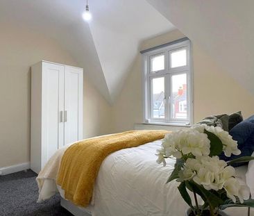 2 bedroom apartment to rent - Photo 6