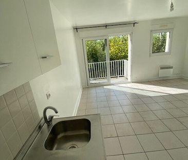 Location appartement 1 pièce, 26.07m², Sainte-Geneviève-des-Bois - Photo 1