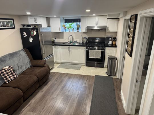 For Lease - 841 Reytan Boulevard Unit# Apt B, Pickering, Ontario - Photo 1