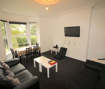 6 Bed - 105 Victoria Road, Hyde Park, Leeds - LS6 1DR - Student - Photo 1