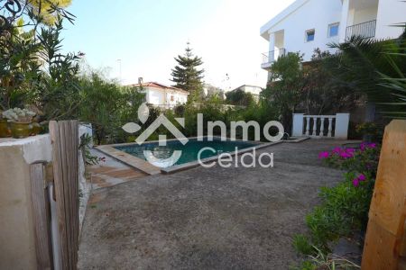Chiva - Photo 3