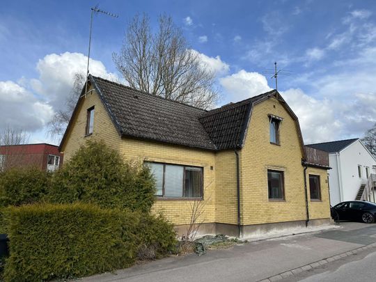 Stockholmsvägen, Perstorp - Photo 1