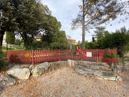 Location Appartement 1 pièce 19m² VENCE 06140 - Photo 4