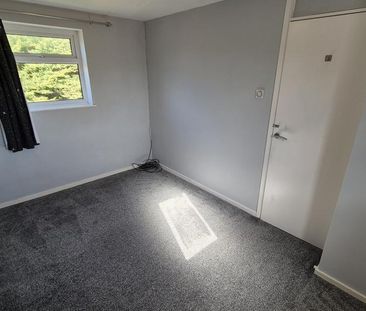 3 bedroom detached house to rent - Photo 4