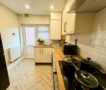 Longport Road, Stoke-On-Trent, ST6 - Photo 4