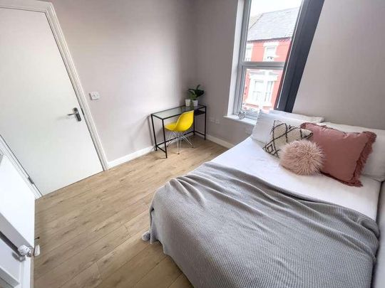 Malvern Road, L6 - Photo 1