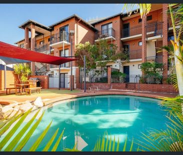 Hilltop Complex - Resort Lifestyle - Photo 2