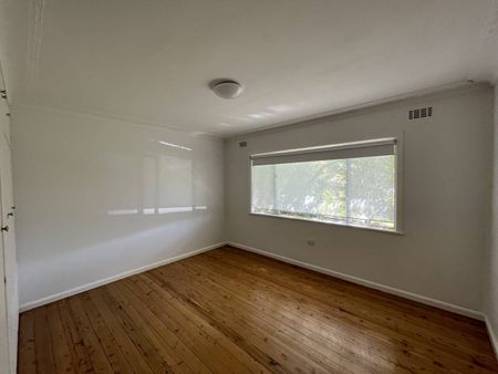 Four Bedroom Home!! - Photo 3