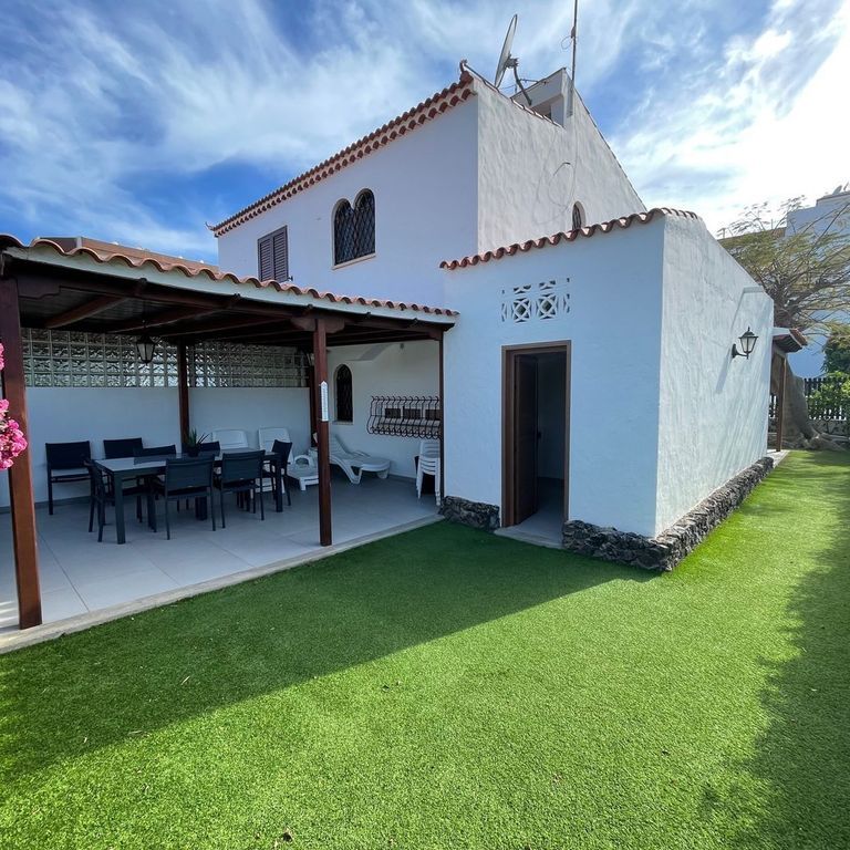 Luxury 3 room Detached House for rent in San Bartolomé de Tirajana, Spain - Photo 1