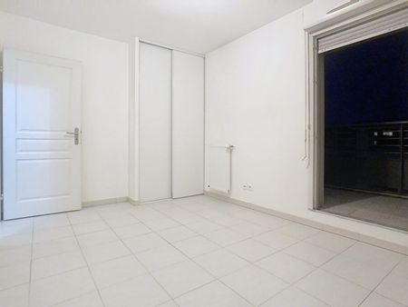 Grand T2 dans résidence sécurisée avec parking Emplacement idéal !quartier rives du lez - Photo 5