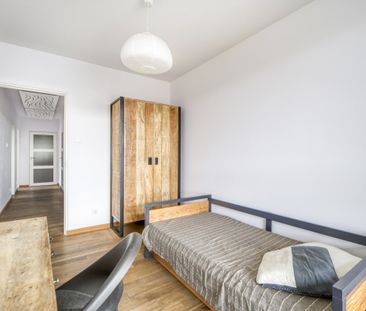 Taras 32 m² - 4 pokoje - apartamentowiec - Photo 2