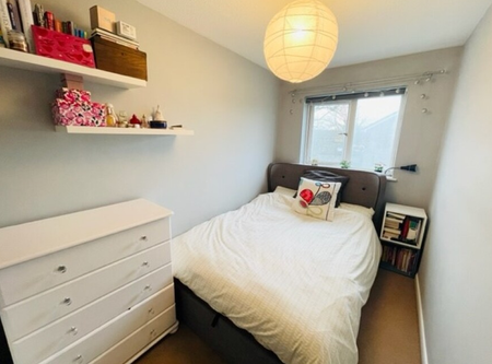 2 bedroom terraced house to rent - Photo 2
