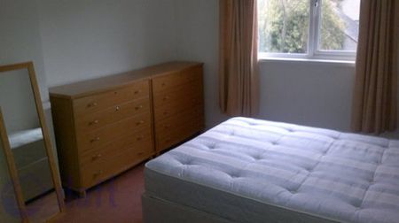 Three bed house , Clontarf - Photo 2