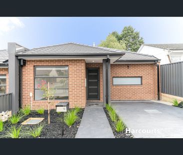 56 Charles Avenue, Hallam, Vic 3803 - Photo 2