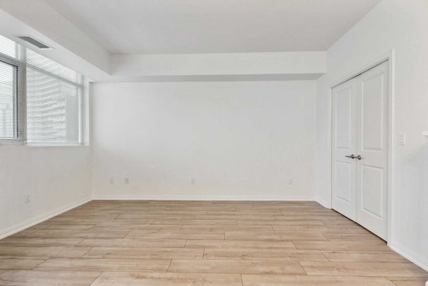 For Lease - 21 Grand Magazine Street Unit# 1010, Toronto, Ontario - Photo 1