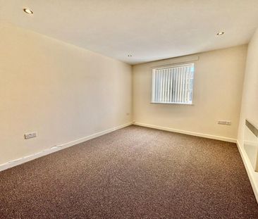 2 bedroom Flat To Let - Photo 6