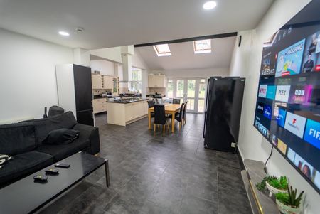 Room in a Shared House, Edgbaston, B5 - Photo 4