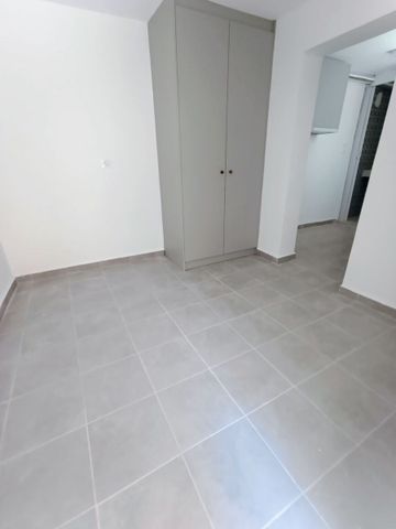 Studio/Γκαρσονιέρα για ενοικίαση Κοκκινιά (Μαρούσι) - Photo 3
