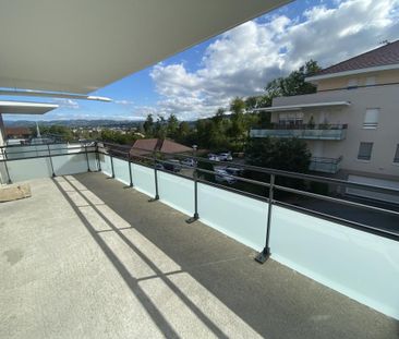 Location Appartement 3 pièces 69m² RUMILLY 74150 - Photo 6