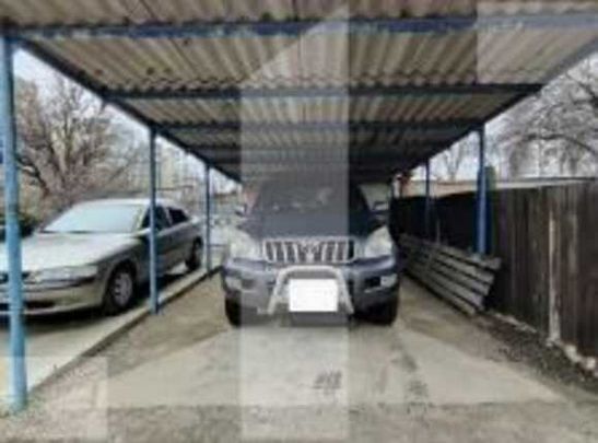 Apartament 2 camere, curte cu foisor+camera, 2 locuri parcare, zona Electroputere Mall - Photo 1