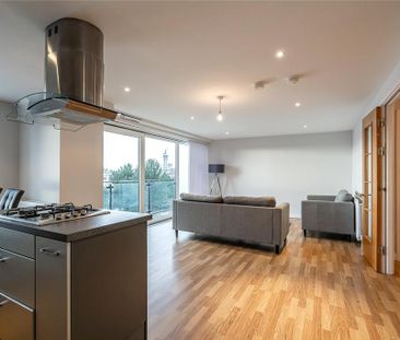 2 bedroom apartment to rent - Photo 2