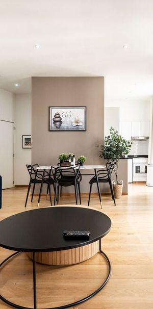 Appartement te huur in Brussel voor € 1.950 met 2 slaapkamers - foto 1