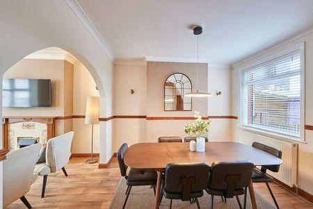 Falcon Terrace - Photo 4