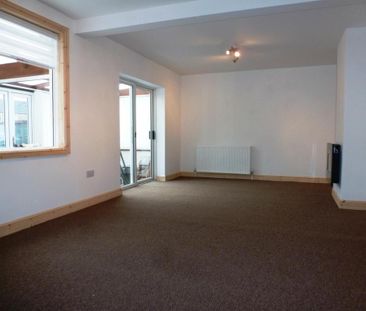 2 bedroom detached bungalow to rent - Photo 2
