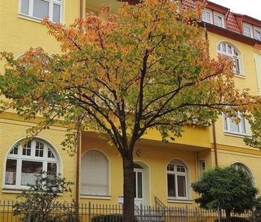 Schöne 2 1/2 -Zimmer-Wohnung mit Balkon und EBK in Stadtfeld-Ost - Foto 2