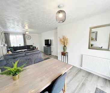 3 bedroom detached house to rent - Photo 4