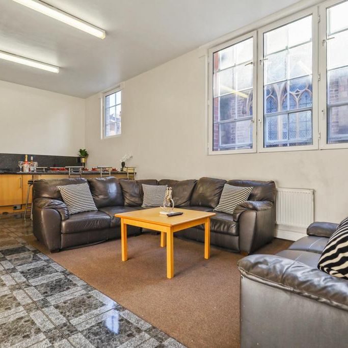 1 bedroom flat to rent - Photo 1