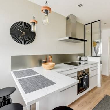 Chambre meublée dans appartement rénové – Tram T3 - Photo 1