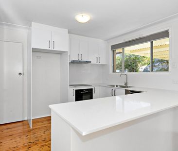 Great Location Convenient Family Home - Photo 1