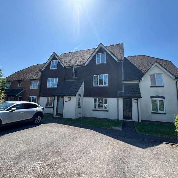 St Thomas Court Thatcham, RG18 - Photo 1
