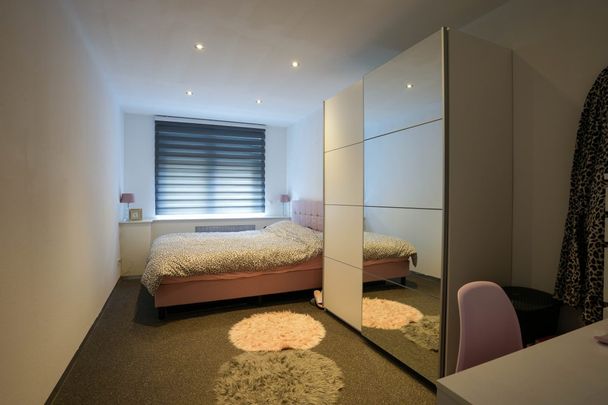 SCHITTEREND APPARTEMENT GELEGEN IN HEERLEN. - Photo 1