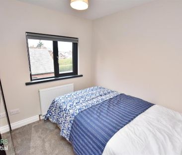 Apt 4, 244 Upper Newtownards Road, Belfast, BT4 3EU - Photo 3