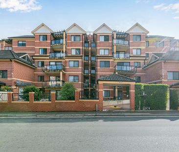 Price has reduced to $1,090 per week - Photo 3