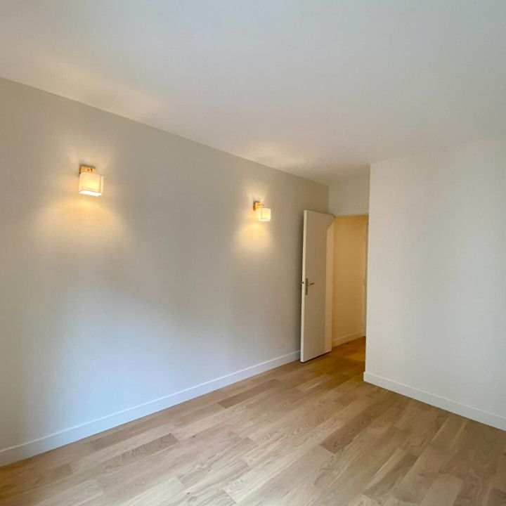 Appartement • Auteuil Nord - Photo 1